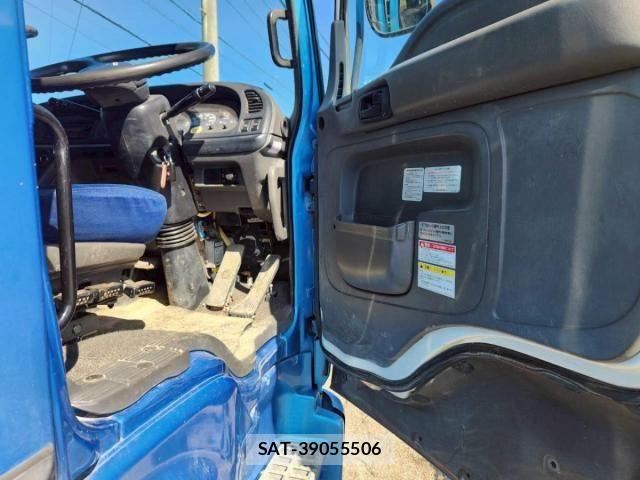 Isuzu GIGA 2013-01 7357896-7