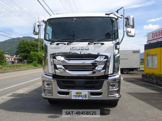 Isuzu GIGA 2019-06 7357903-4