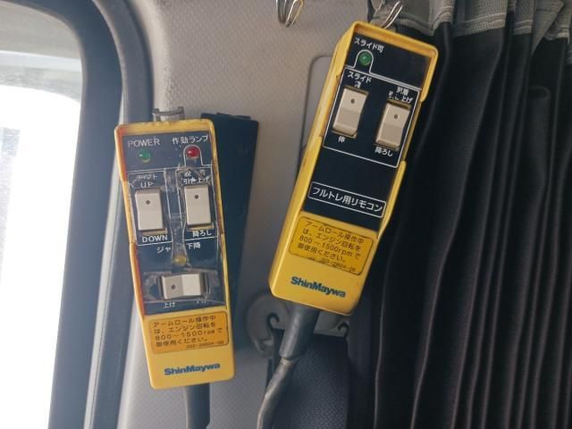 Isuzu GIGA 2017-07 7383913-16