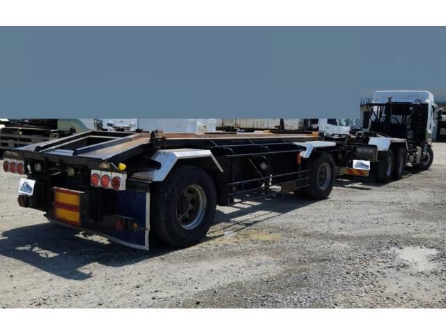 Isuzu GIGA 2017-07 7383913-2