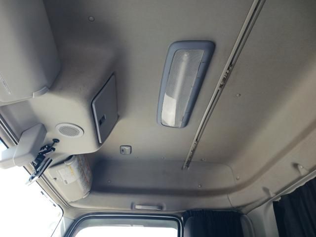 Isuzu GIGA 2017-03 7383916-19
