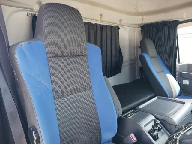 Isuzu GIGA 2017-03 7383916-24