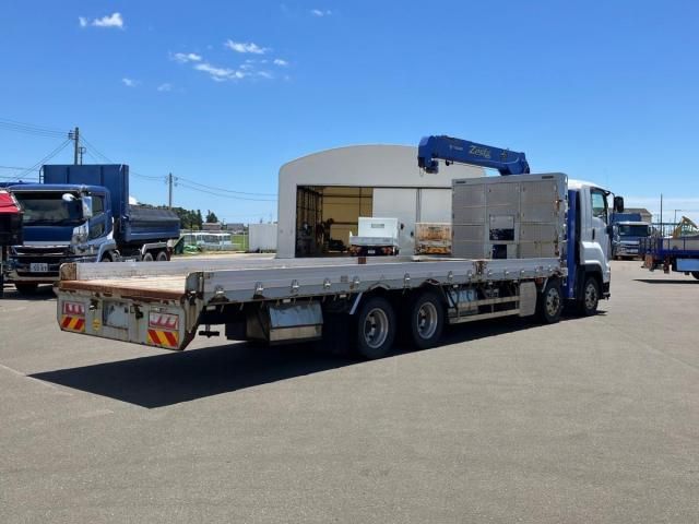 Isuzu GIGA 2016-10 7383915-2