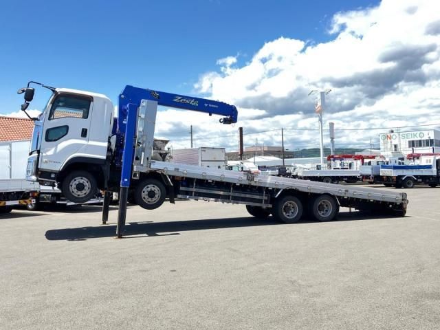 Isuzu GIGA 2016-10 7383915-4