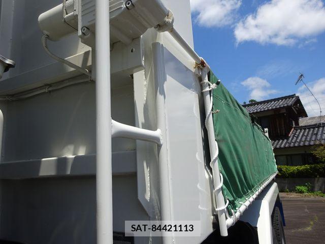 Isuzu GIGA 2015-03 7392262-18