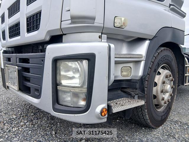 Isuzu GIGA 2013-03 7500715-11