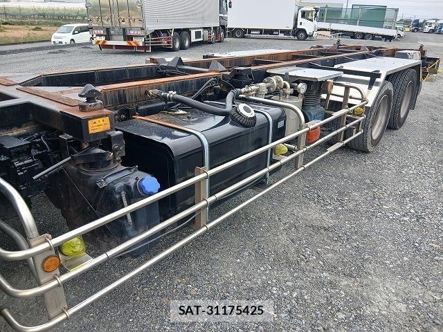 Isuzu GIGA 2013-03 7500715-14