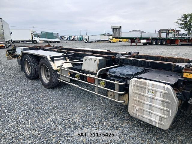Isuzu GIGA 2013-03 7500715-15