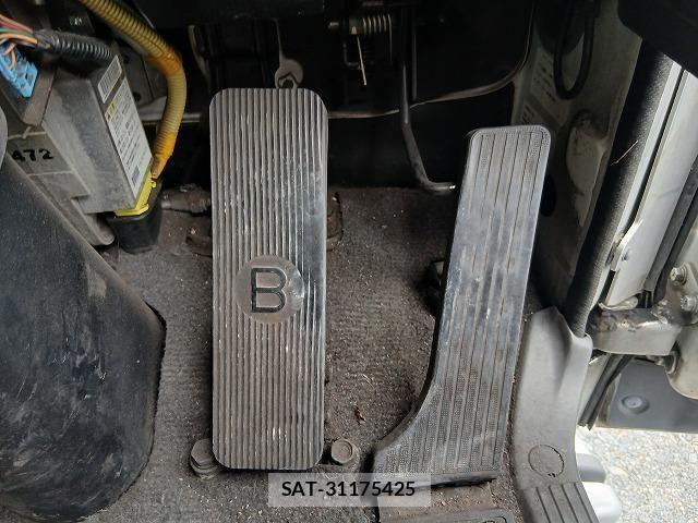Isuzu GIGA 2013-03 7500715-19