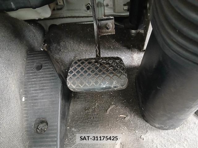 Isuzu GIGA 2013-03 7500715-20
