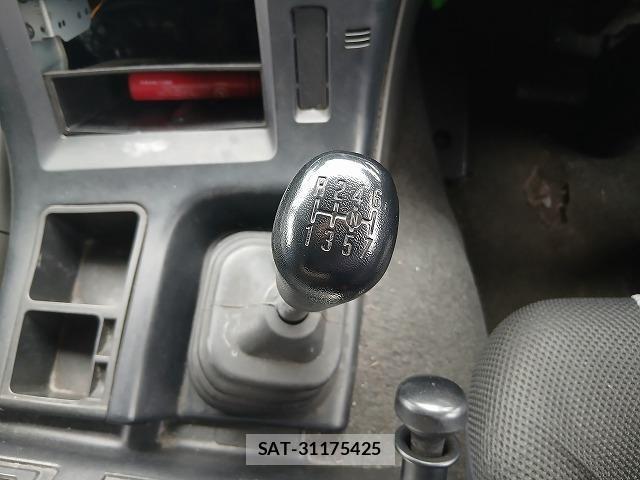 Isuzu GIGA 2013-03 7500715-25