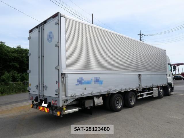 Isuzu GIGA 2021-01 7500708-3