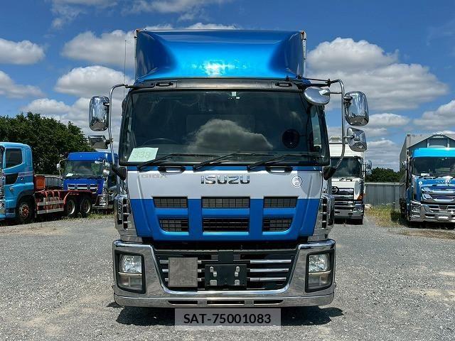 Isuzu GIGA 2014-07 7500717-1