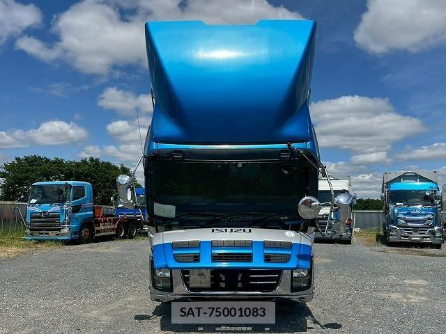 Isuzu GIGA 2014-07 7500717-2