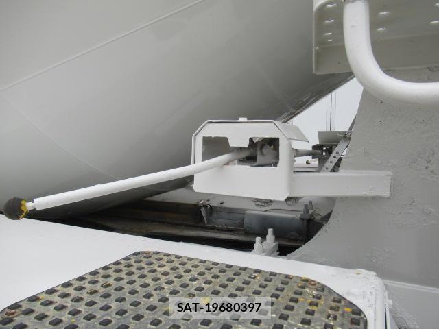 Isuzu GIGA 2015-05 7508739-18