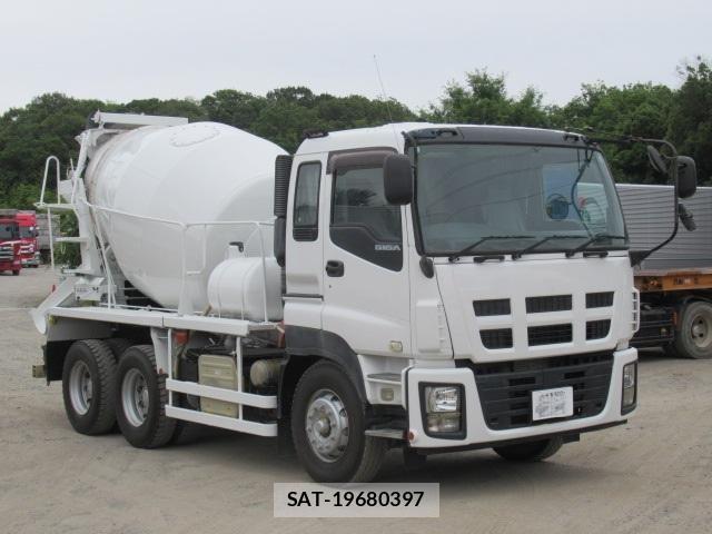 Isuzu GIGA 2015-05 7508739-1