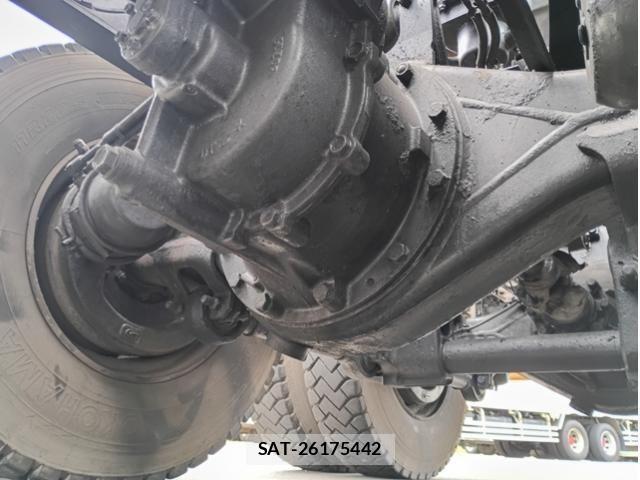 Isuzu GIGA 2017-01 7500710-11