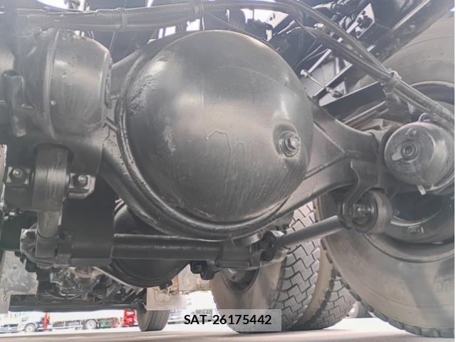 Isuzu GIGA 2017-01 7500710-14
