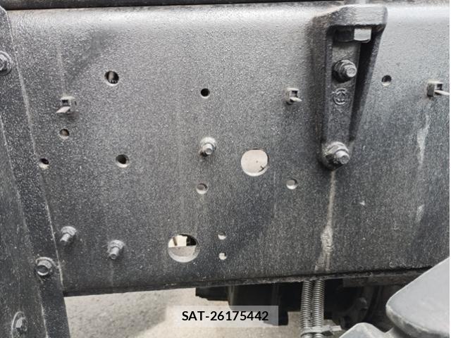 Isuzu GIGA 2017-01 7500710-15