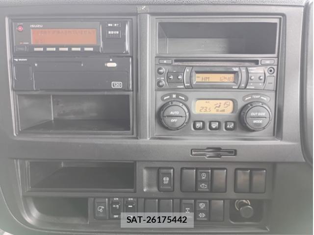 Isuzu GIGA 2017-01 7500710-27