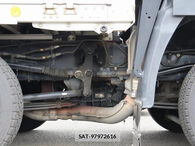 Isuzu GIGA 2017-03 7508731-13