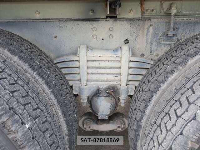 Isuzu GIGA 2016-08 7562168-12