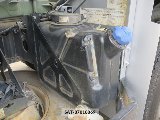 Isuzu GIGA 2016-08 7562168-14