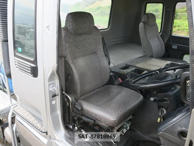 Isuzu GIGA 2016-08 7562168-16