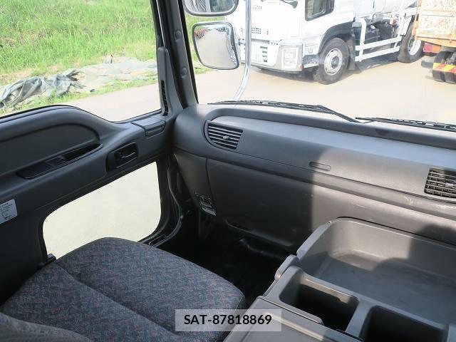 Isuzu GIGA 2016-08 7562168-17