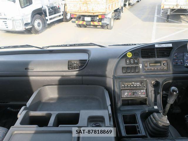 Isuzu GIGA 2016-08 7562168-18
