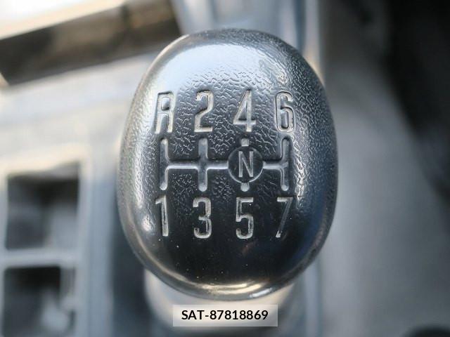 Isuzu GIGA 2016-08 7562168-21