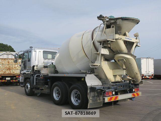Isuzu GIGA 2016-08 7562168-3
