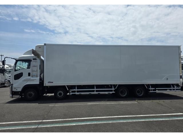 Isuzu GIGA 2024-05 7606892-3