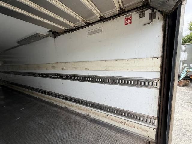Isuzu GIGA 2016-09 7606896-25
