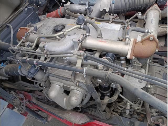 Isuzu GIGA 2010-08 7606895-12