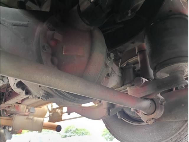 Isuzu GIGA 2010-08 7606895-17