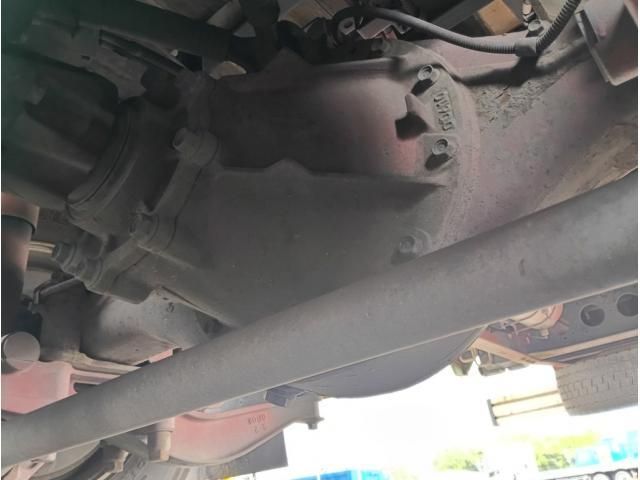Isuzu GIGA 2010-08 7606895-18