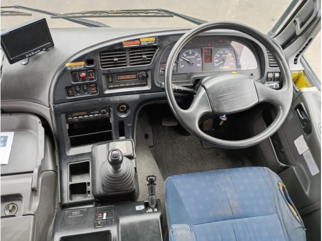 Isuzu GIGA 2010-08 7606895-23