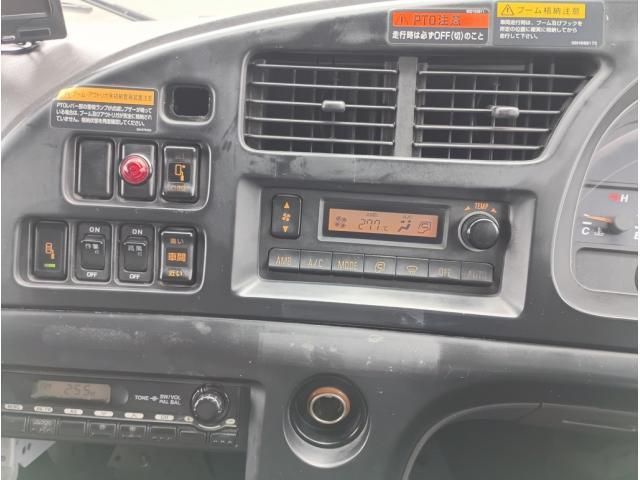 Isuzu GIGA 2010-08 7606895-25