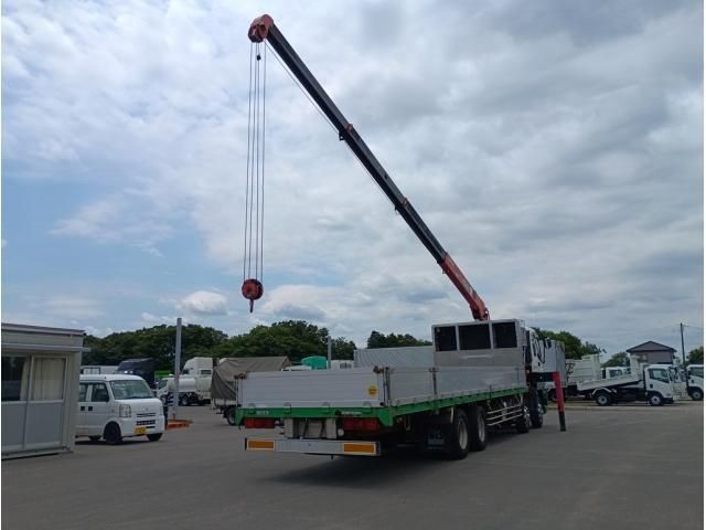 Isuzu GIGA 2010-08 7606895-8