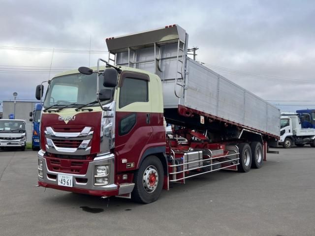 Isuzu GIGA 2017-05 7606894-0