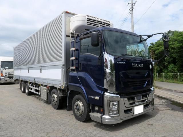 Isuzu GIGA 2018-10 7606893-0