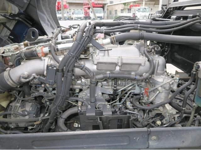 Isuzu GIGA 2018-10 7606893-24