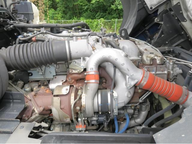 Isuzu GIGA 2018-10 7606893-25