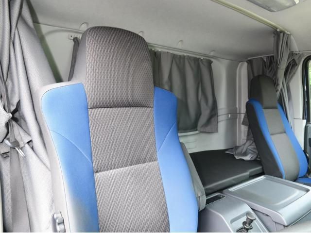 Isuzu GIGA 2018-10 7606893-27