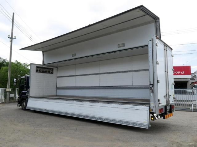 Isuzu GIGA 2018-10 7606893-7