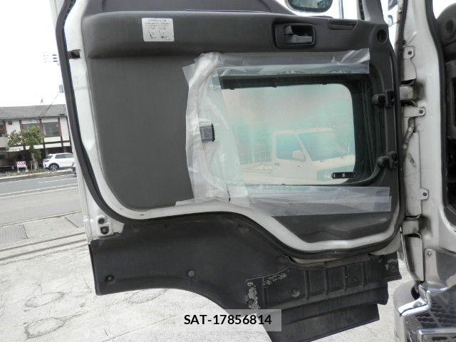 Isuzu GIGA 2006-06 7616764-25
