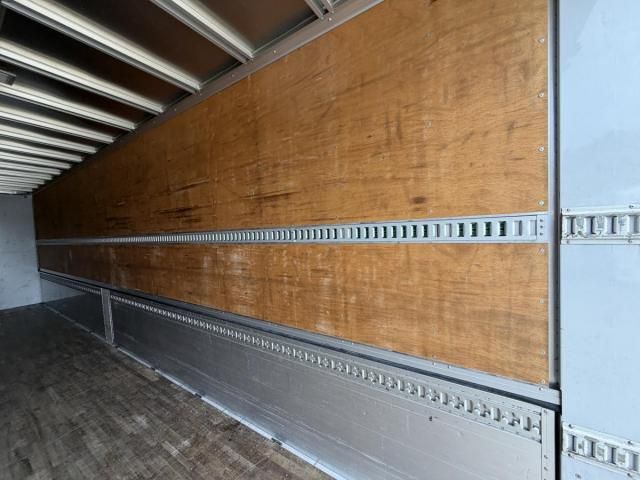 Isuzu GIGA 2020-09 7710328-29