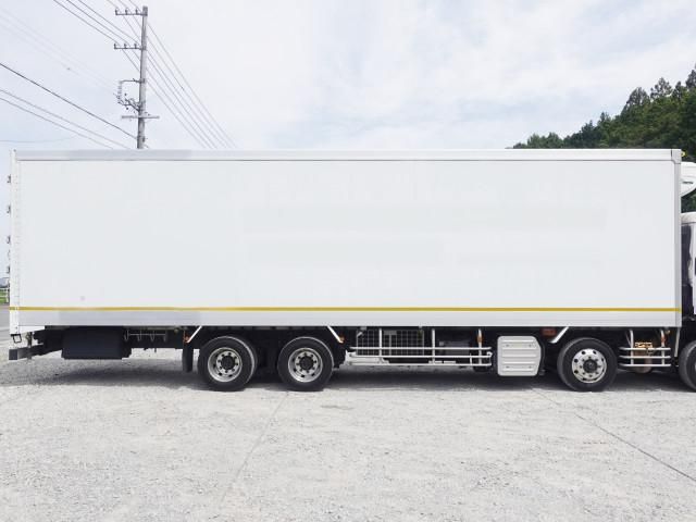 Isuzu GIGA 2014-07 7710333-4