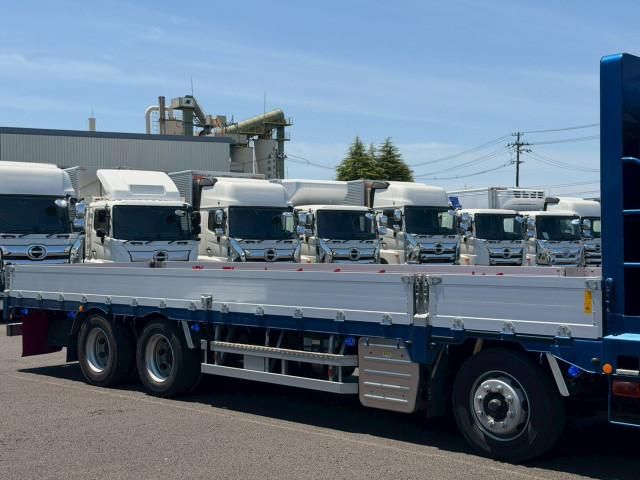 Isuzu GIGA 2017-06 7710325-7